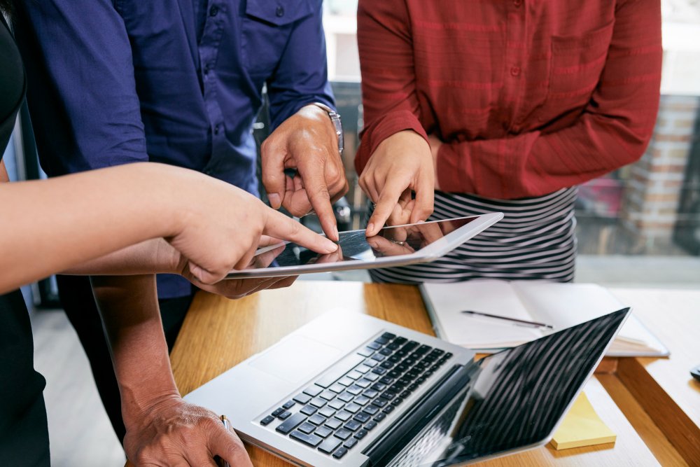 Digital Workplace Platforms Redefine Employee Collaboration